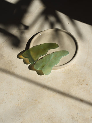 Holistick Jade Gua Sha to sculpt and lift your face
