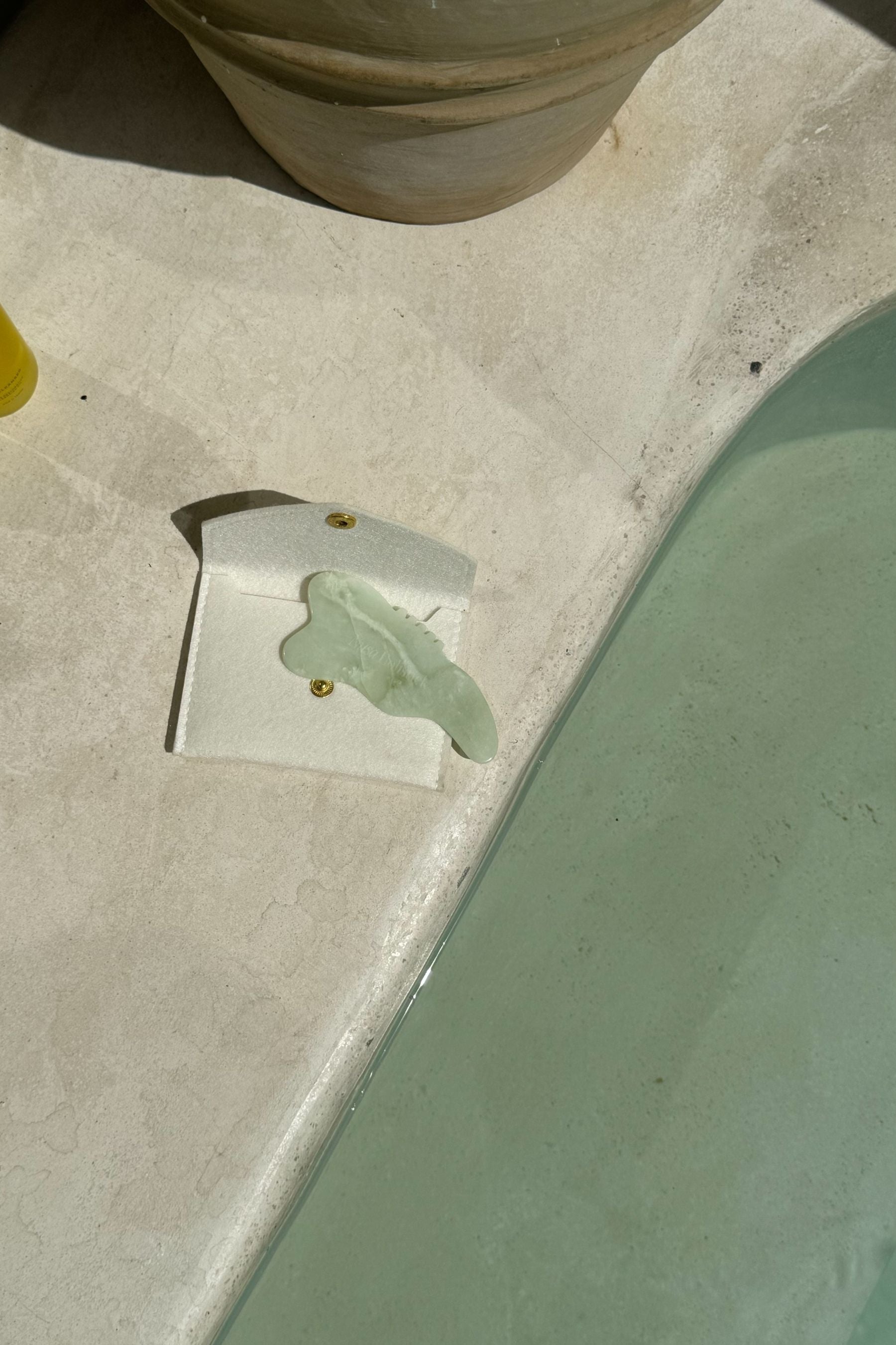 Gua Sha + Mini Facial Oil Duo Set - Nusa Holistick