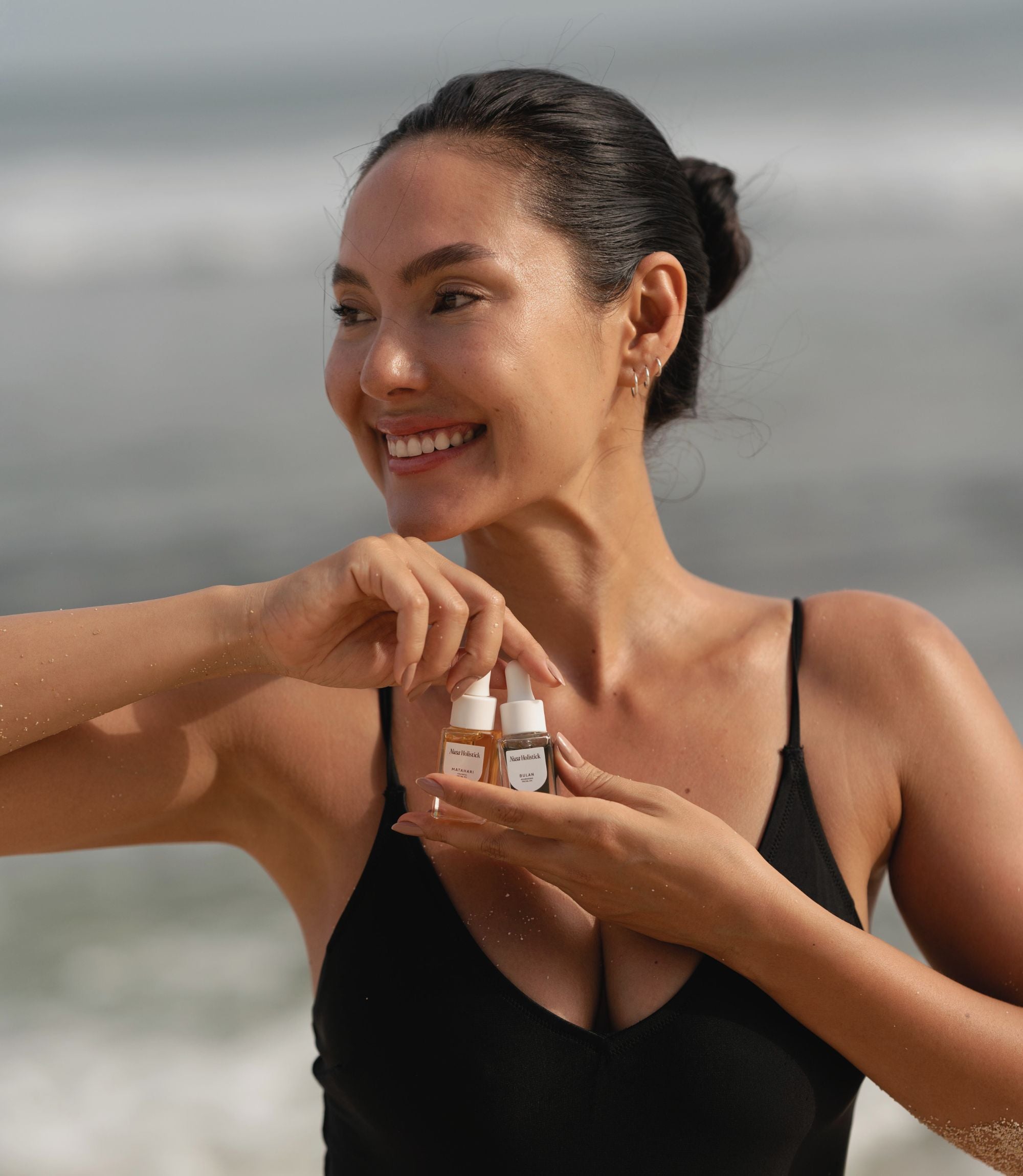 nusa_holistick_mini_facial_oil_travel_size.jpg